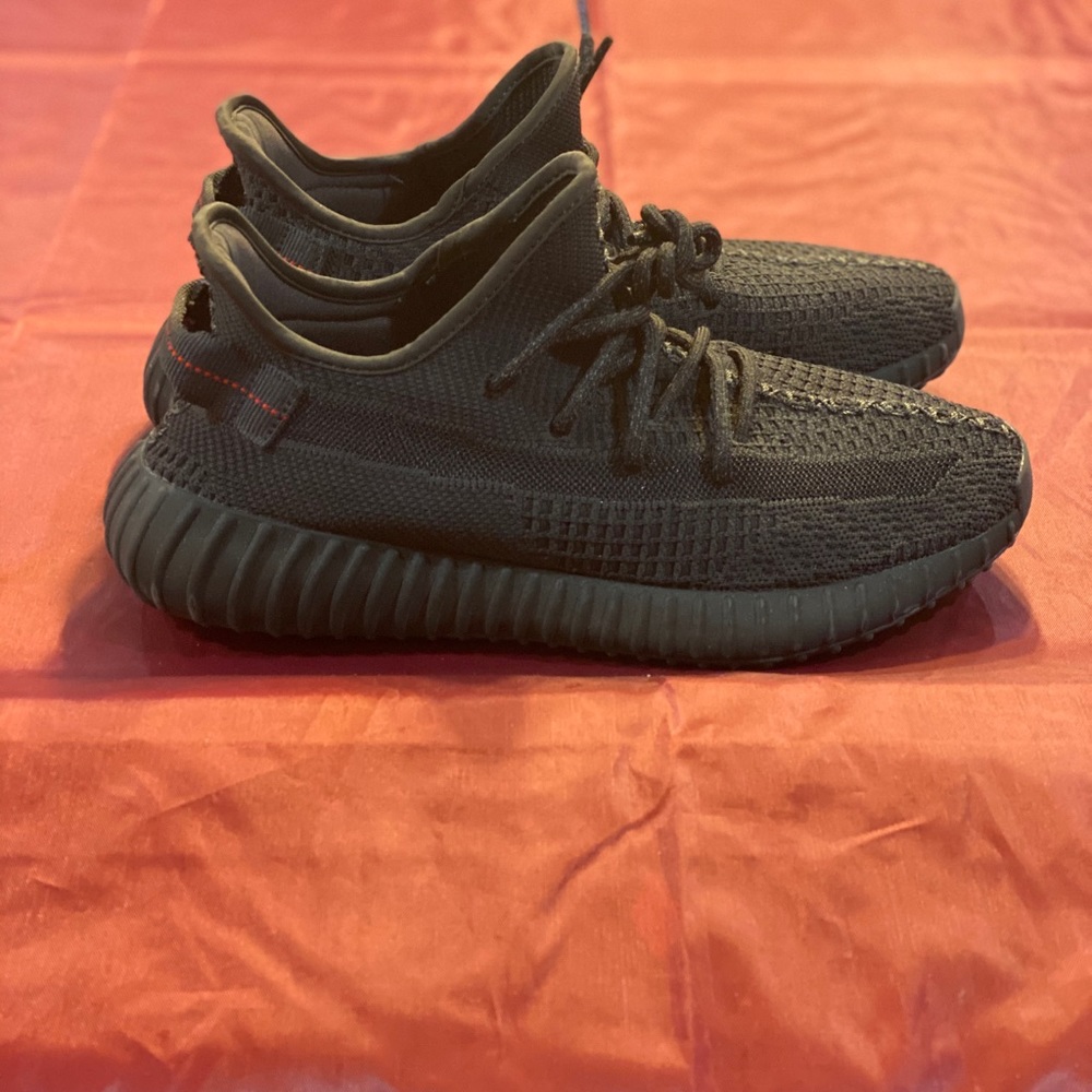 Adidas yeezy boost 350 v2 non reflective